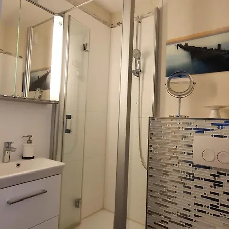 Strandlaeufer G-13-2 アパート ハイリゲンハーフェン